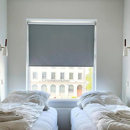Day Dream Townhall Square Apartments Akureyri Eksteriør billede
