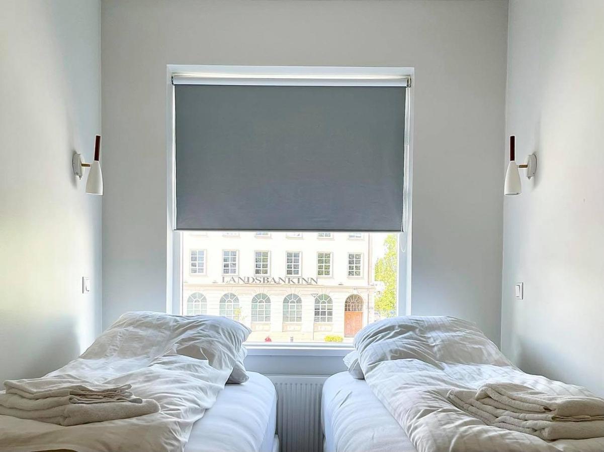 Day Dream Townhall Square Apartments Akureyri Eksteriør billede